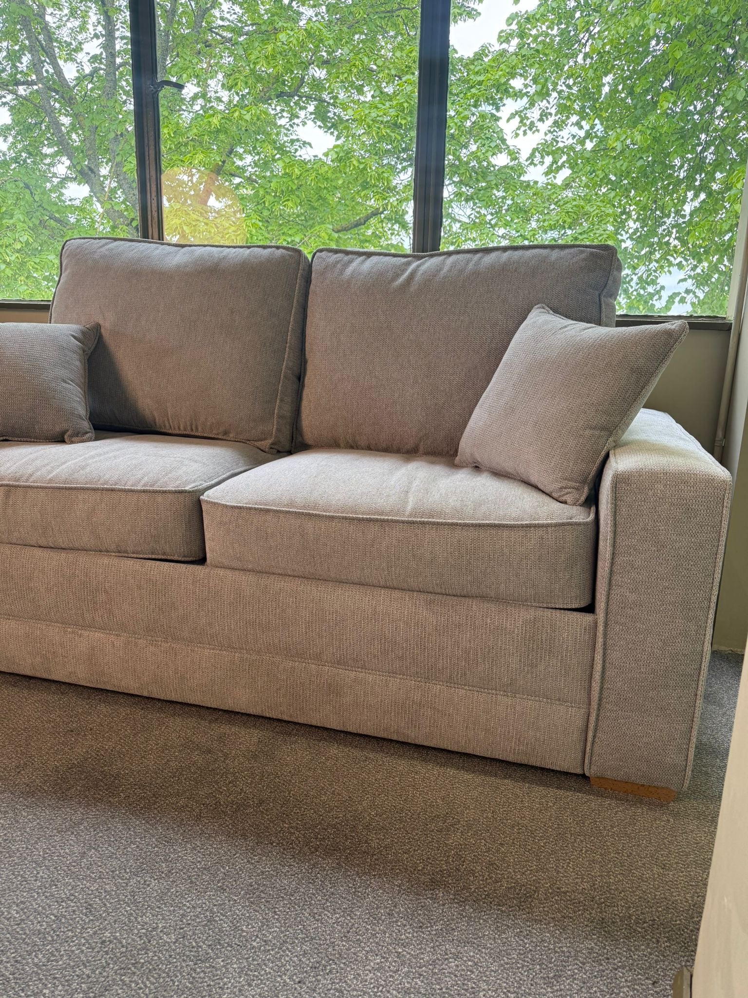 Clearance Emma Large 2 Seater Velvet Silver Sedac Epona Roll Out Action Sofa Bed - Image 3
